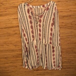 Red and white pattern top